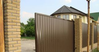 Купить откатные ворота из профнастила Кореновск, цена от 1726 руб.